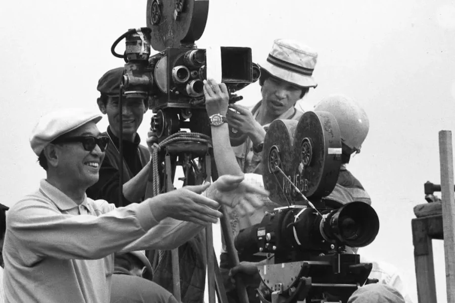Akira Kurosawa na filmskom setu tokom režije